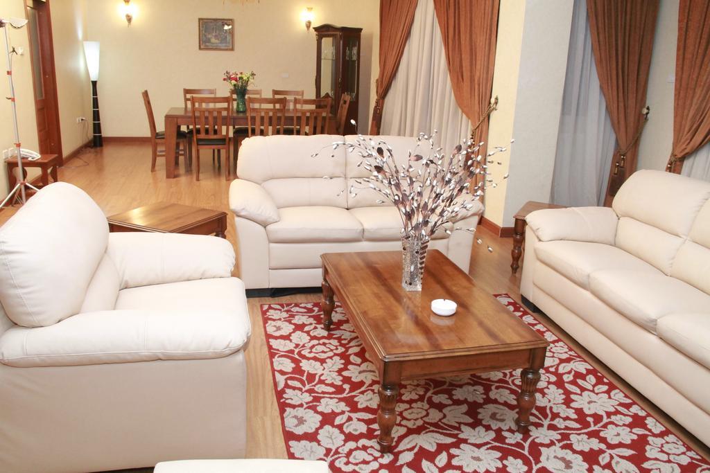 Solmile Family Guest House 아디스아바바 외부 사진
