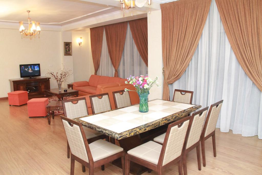 Solmile Family Guest House 아디스아바바 외부 사진